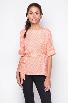 Свободная блузка с поясом и короткими рукавами Marimay